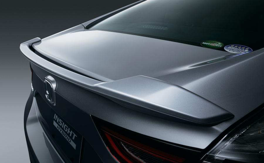 Детали экстерьера Honda Insight Hybrid EX 2018 года  (JP) (фото 4 из 17)